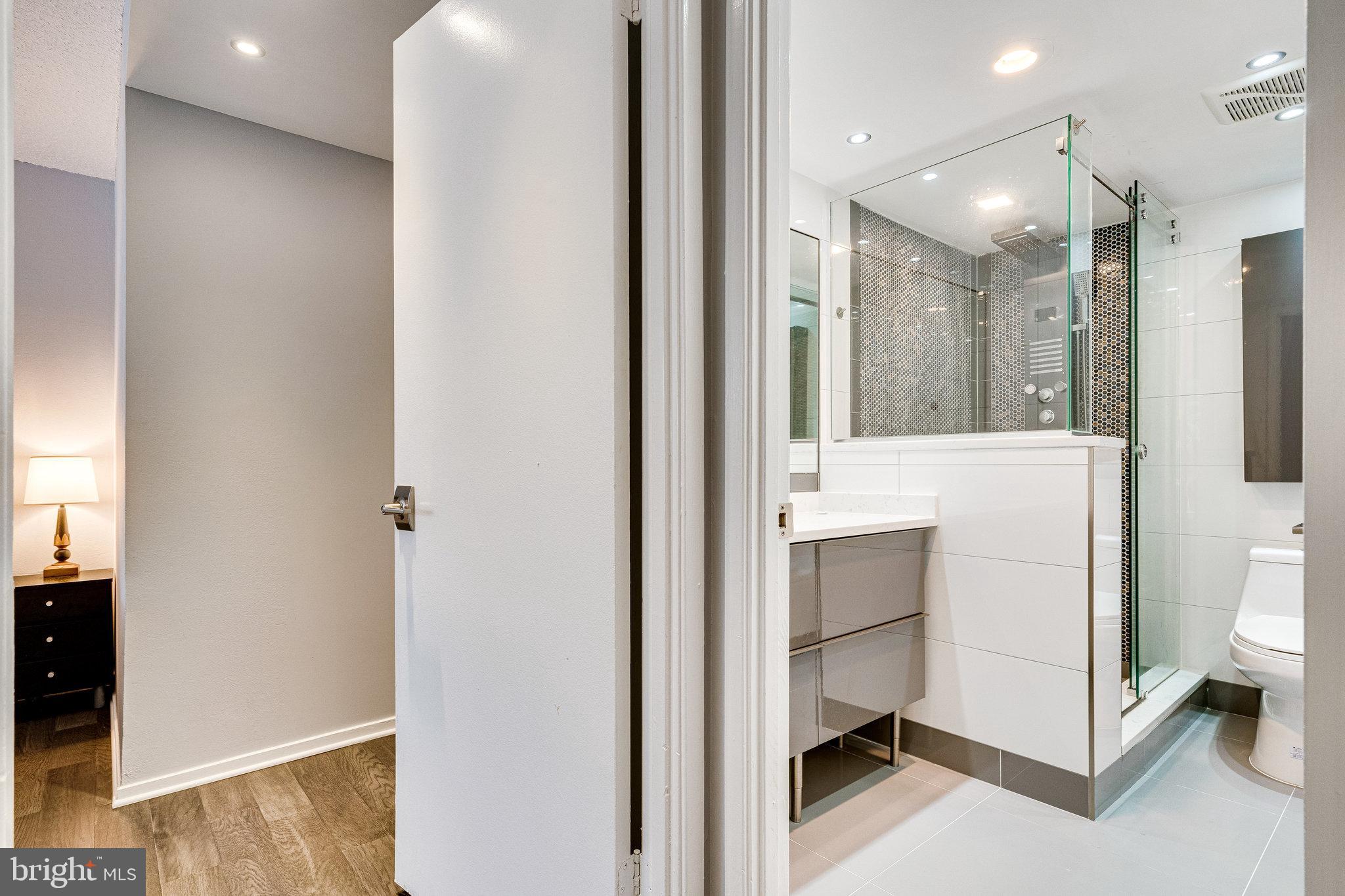 6101 Edsall Road, Unit 501 Alexandria, VA 22304 - Photo 27 of 41
