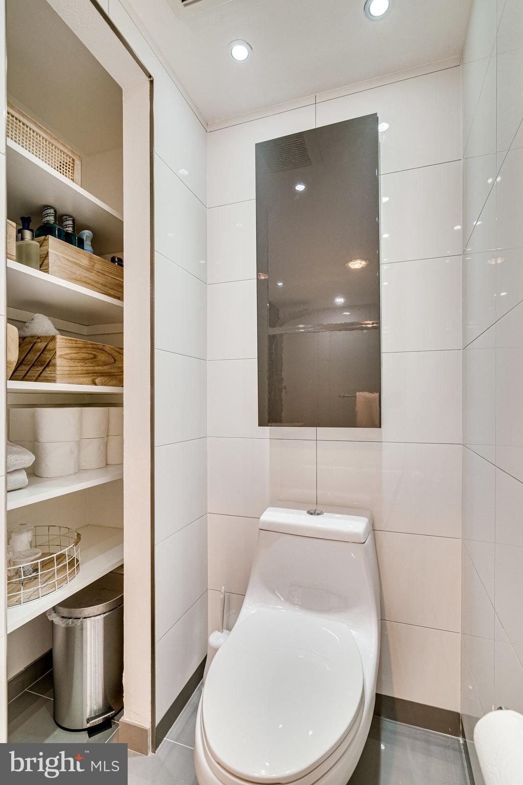 6101 Edsall Road, Unit 501 Alexandria, VA 22304 - Photo 40 of 41