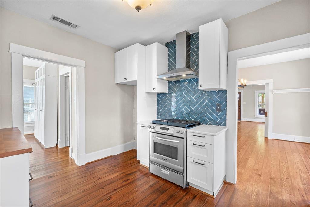 1715 College Avenue Fort Worth, TX 76110 - Photo 17 of 40