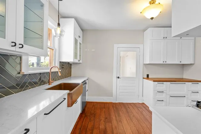 $2,800 | 1715 College Avenue, Fort Worth, TX 76110