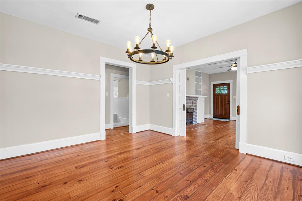 1715 College Avenue Fort Worth, TX 76110 - Photo 21 of 40