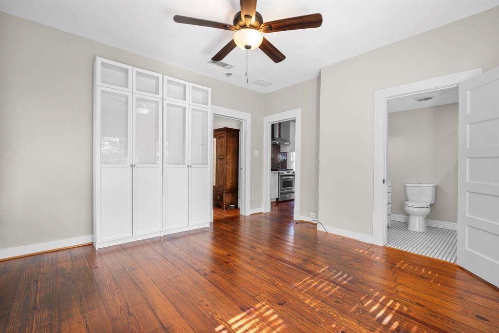 1715 College Avenue Fort Worth, TX 76110 - Photo 27 of 40