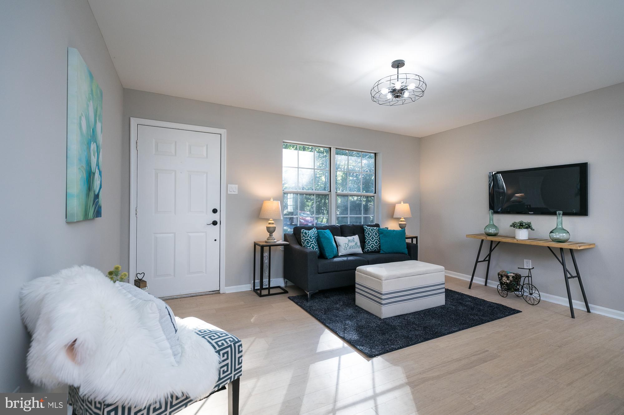 1406 Pinch Valley Road Westminster, MD 21158 - Photo 5 of 42 Gallery Image 5