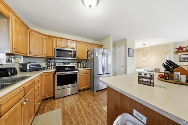 $589,500 | 1175 Davis Mill Lane, Bedford, VA 24523