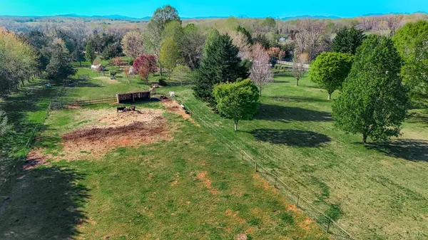 $589,500 | 1175 Davis Mill Lane, Bedford, VA 24523