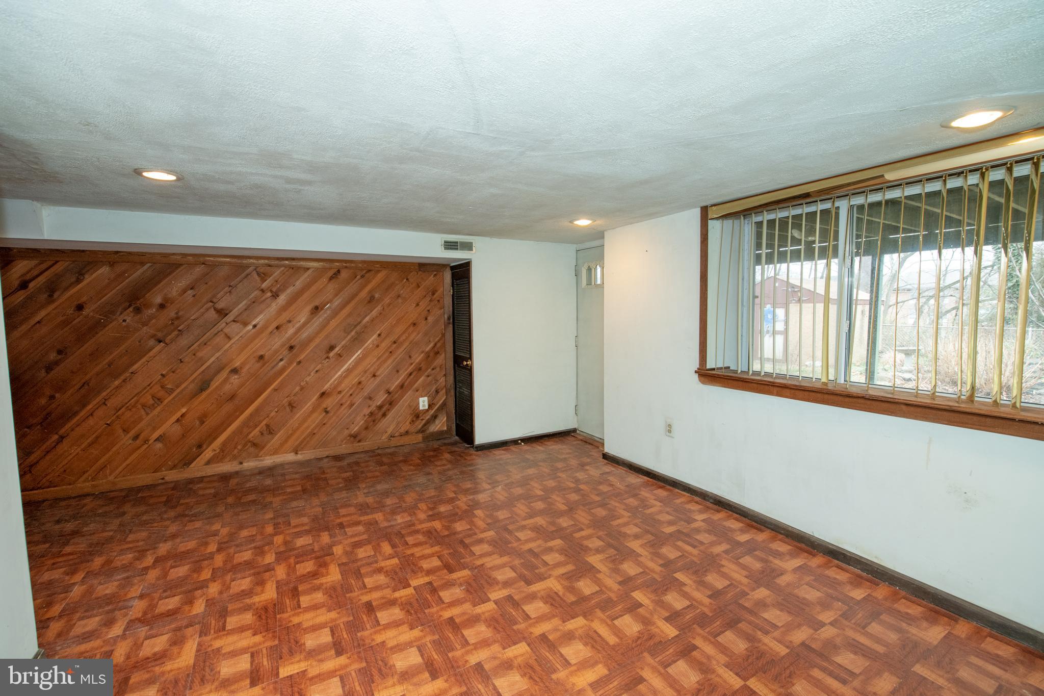 11814 Colman Road Philadelphia, PA 19154 - Photo 18 of 21 Gallery Image 18