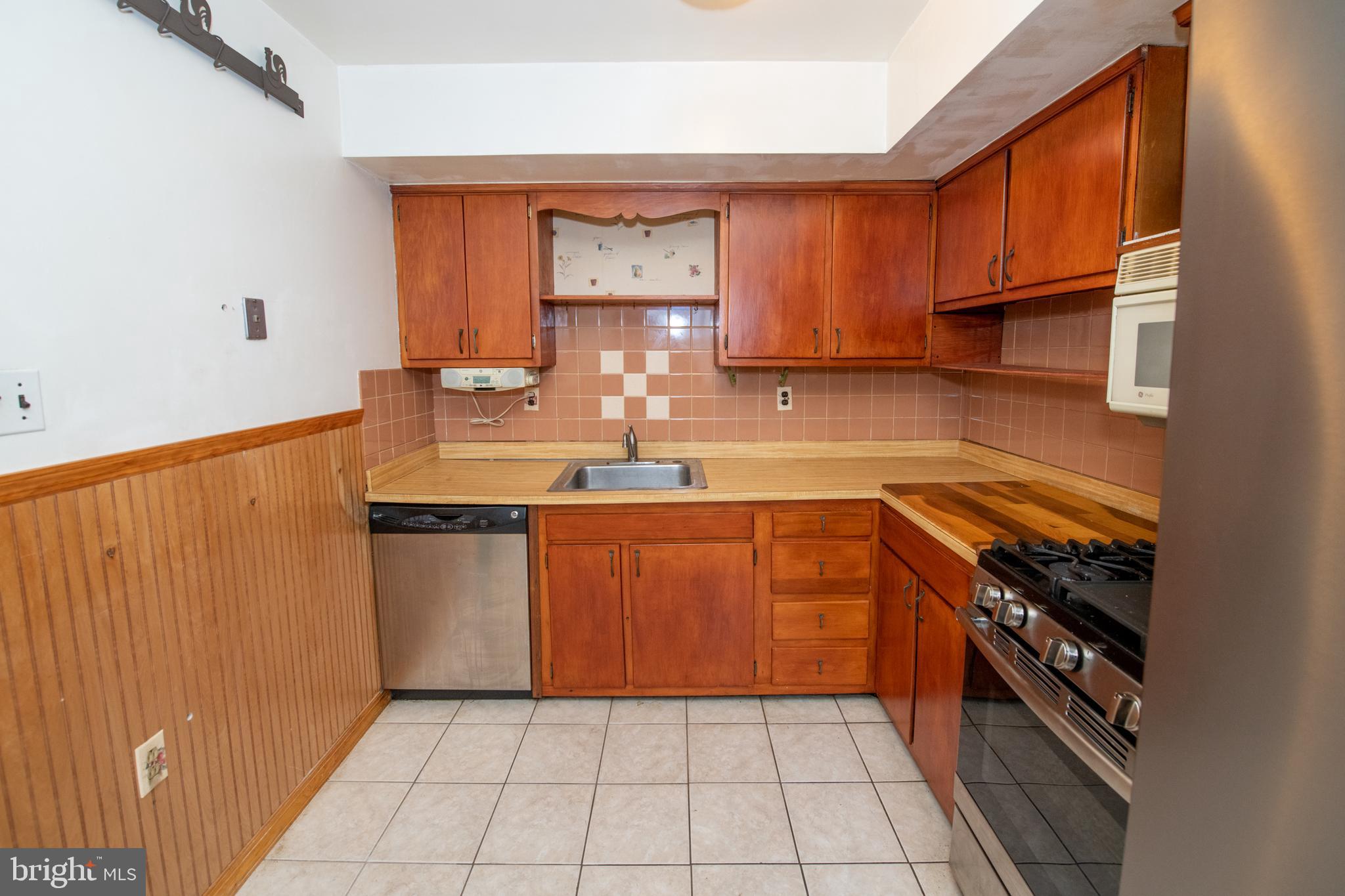 11814 Colman Road Philadelphia, PA 19154 - Photo 8 of 21 Gallery Image 8