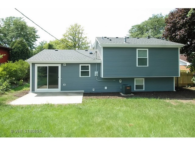 231 South George Street Barrington, IL 60010 - Photo 12 of 15