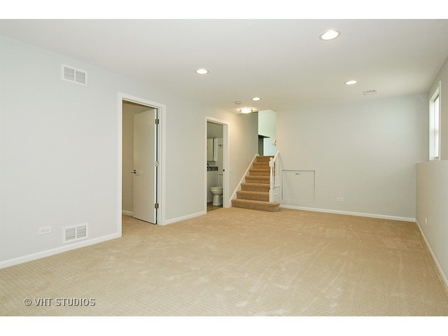 231 South George Street Barrington, IL 60010 - Photo 5 of 15
