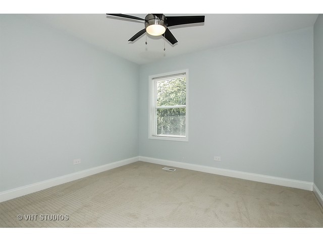 231 South George Street Barrington, IL 60010 - Photo 8 of 15