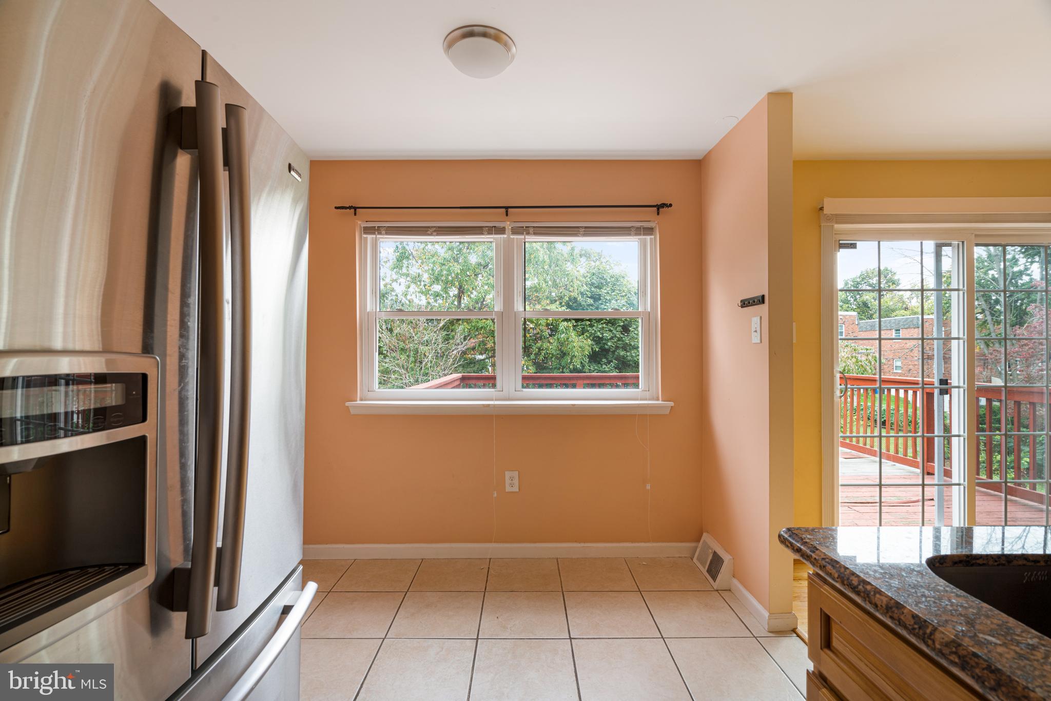 12541 Ramer Road Philadelphia, PA 19154 - Photo 12 of 38 Kitchen facing rear of the home
