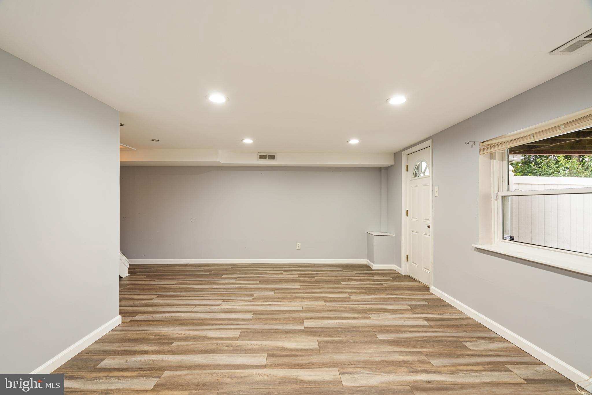 12541 Ramer Road Philadelphia, PA 19154 - Photo 26 of 38 Finished Walkout Basement to backyard Patio