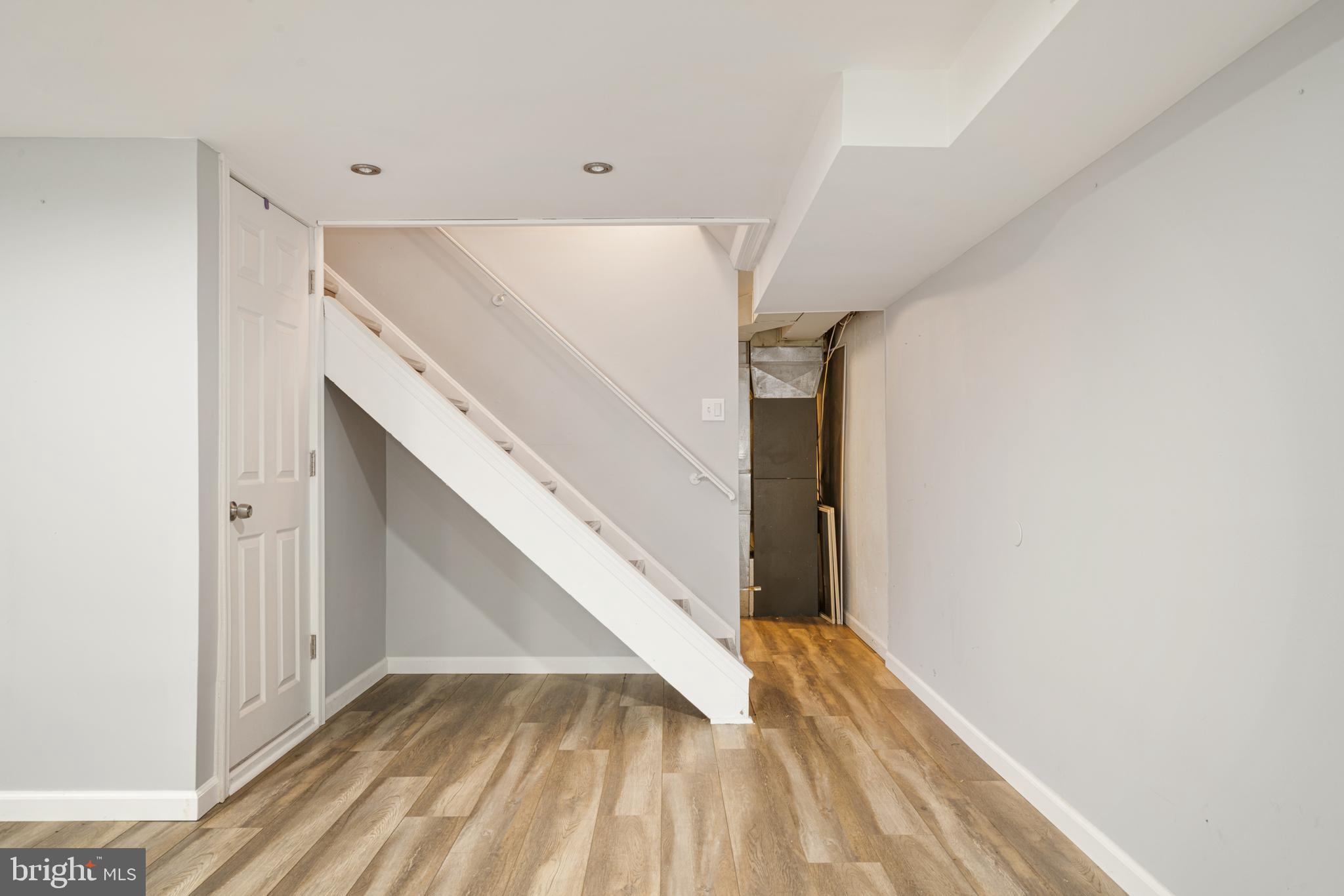 12541 Ramer Road Philadelphia, PA 19154 - Photo 27 of 38 Finished Basement
