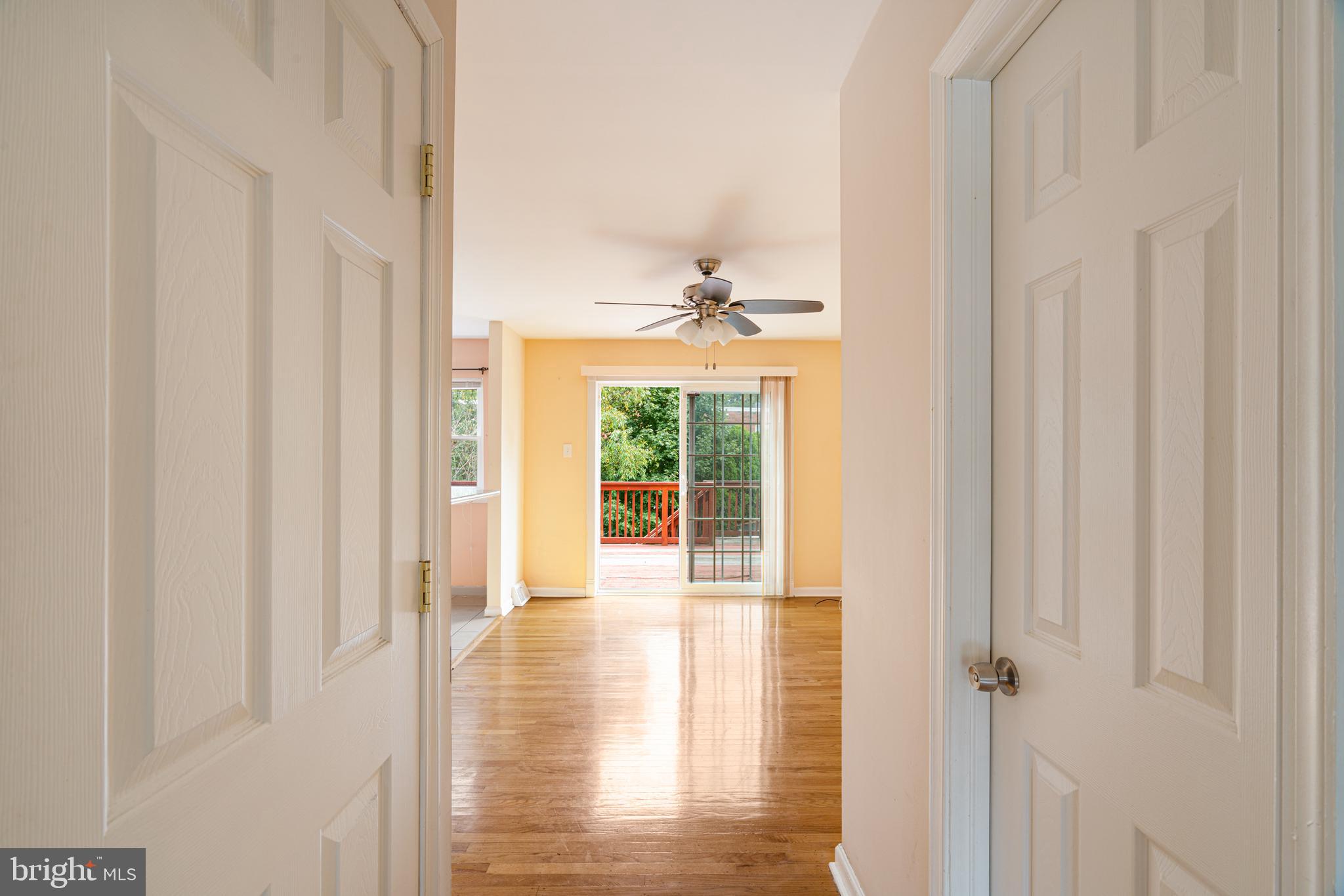 12541 Ramer Road Philadelphia, PA 19154 - Photo 7 of 38 Hallway to 1/2 bath, dining room & open Kitchen