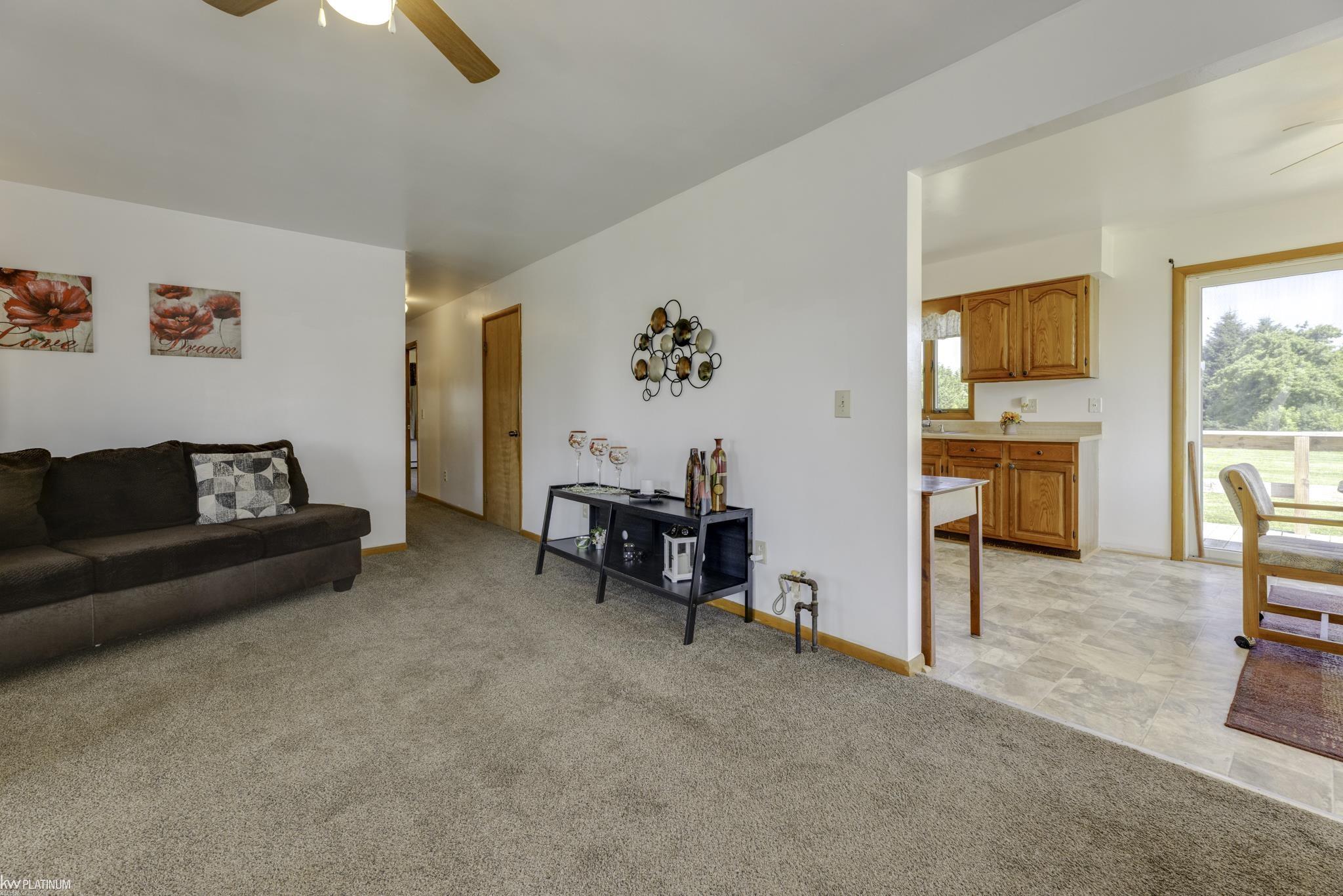 2801 Galbraith Road Yale, MI 48097 - Photo 4 of 38 50180937-2b896551-a8e3-4177-aa93-6c47c8768073.JPG