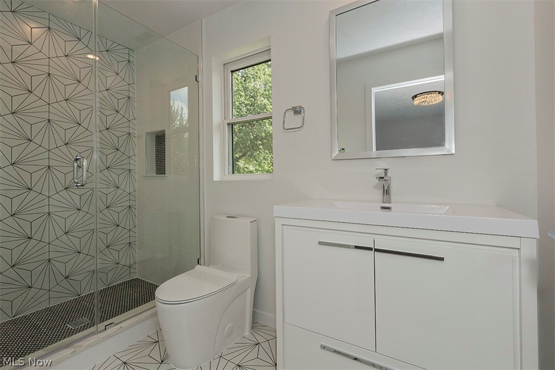 4061 Giles Road Chagrin Falls, OH 44022 - Photo 26 of 34 Gallery Image 26