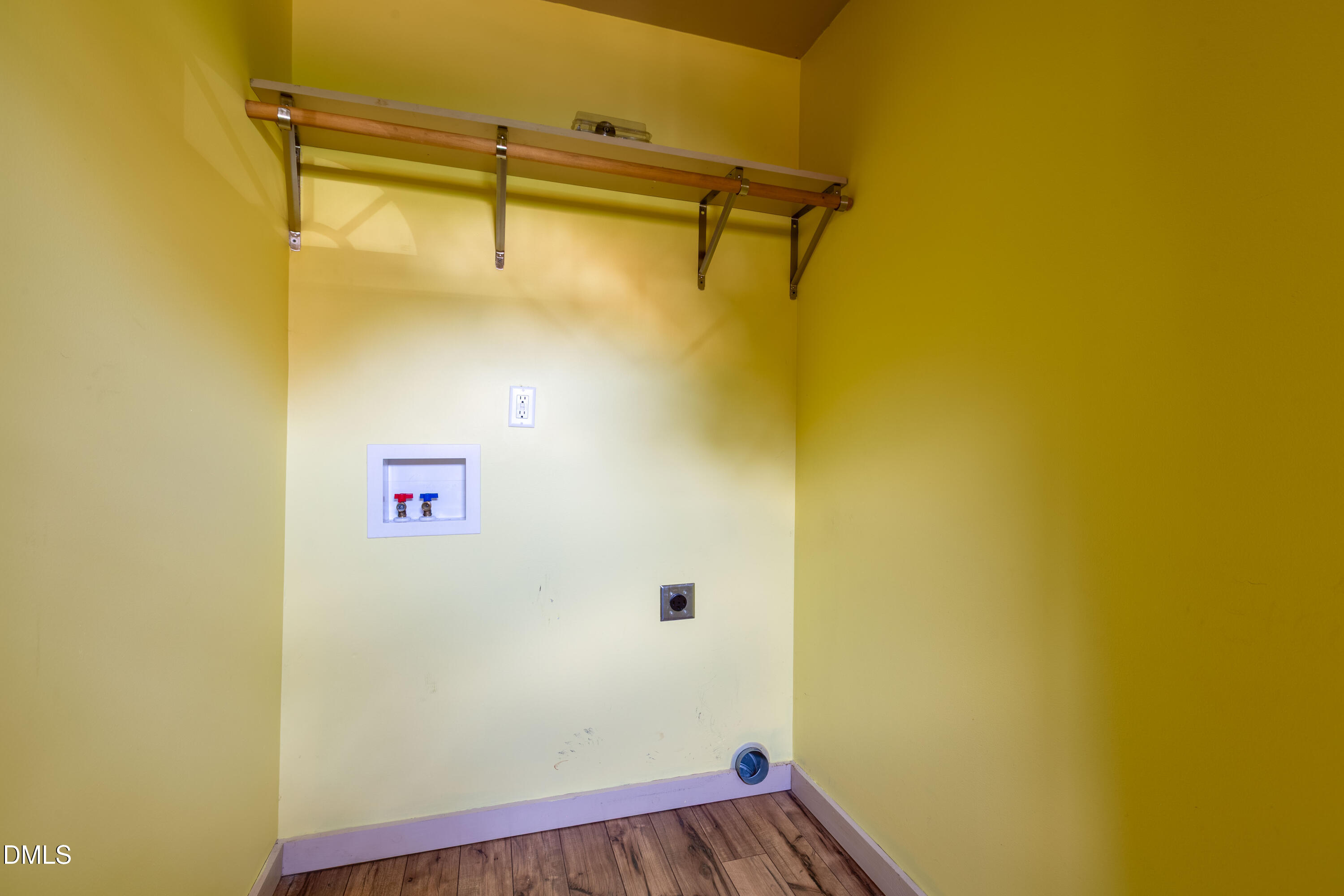 4295 Virgilina Road Roxboro, NC 27574 - Photo 18 of 46 a view of a small space