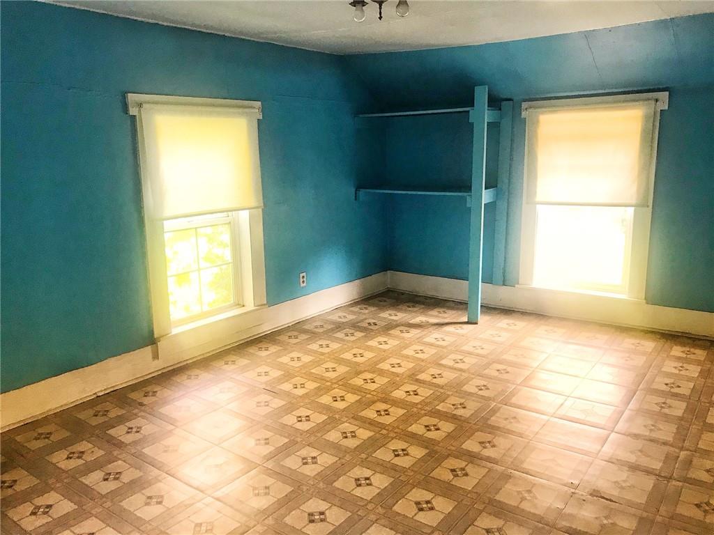 118 Vance Road New Castle, PA 16102 - Photo 12 of 18 a view of an empty room and window