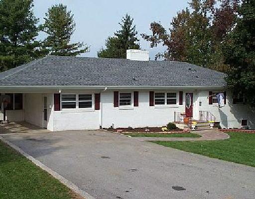 3221 Bromley Road Roanoke, VA 24018 - Photo 1 of 5 Listing Photo