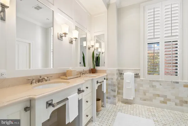 $7,900,000 | 1601 28th Street Northwest, Washington, DC 20007