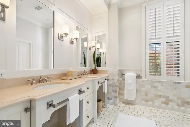 $8,500,000 | 1601 28th Street Northwest, Washington, DC 20007