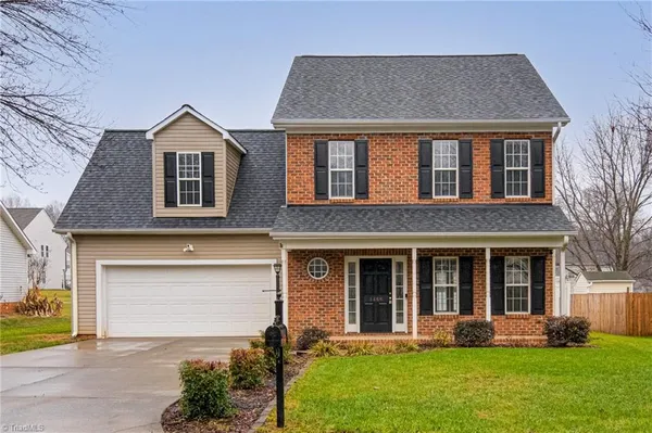 $319,000 | 1466 Crestlawn Tl, Pfafftown, NC 27040
