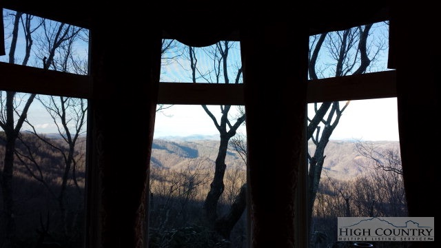 310 Rock Cliff Road Boone, NC 28607 - Photo 3 of 36 Gallery Image 3