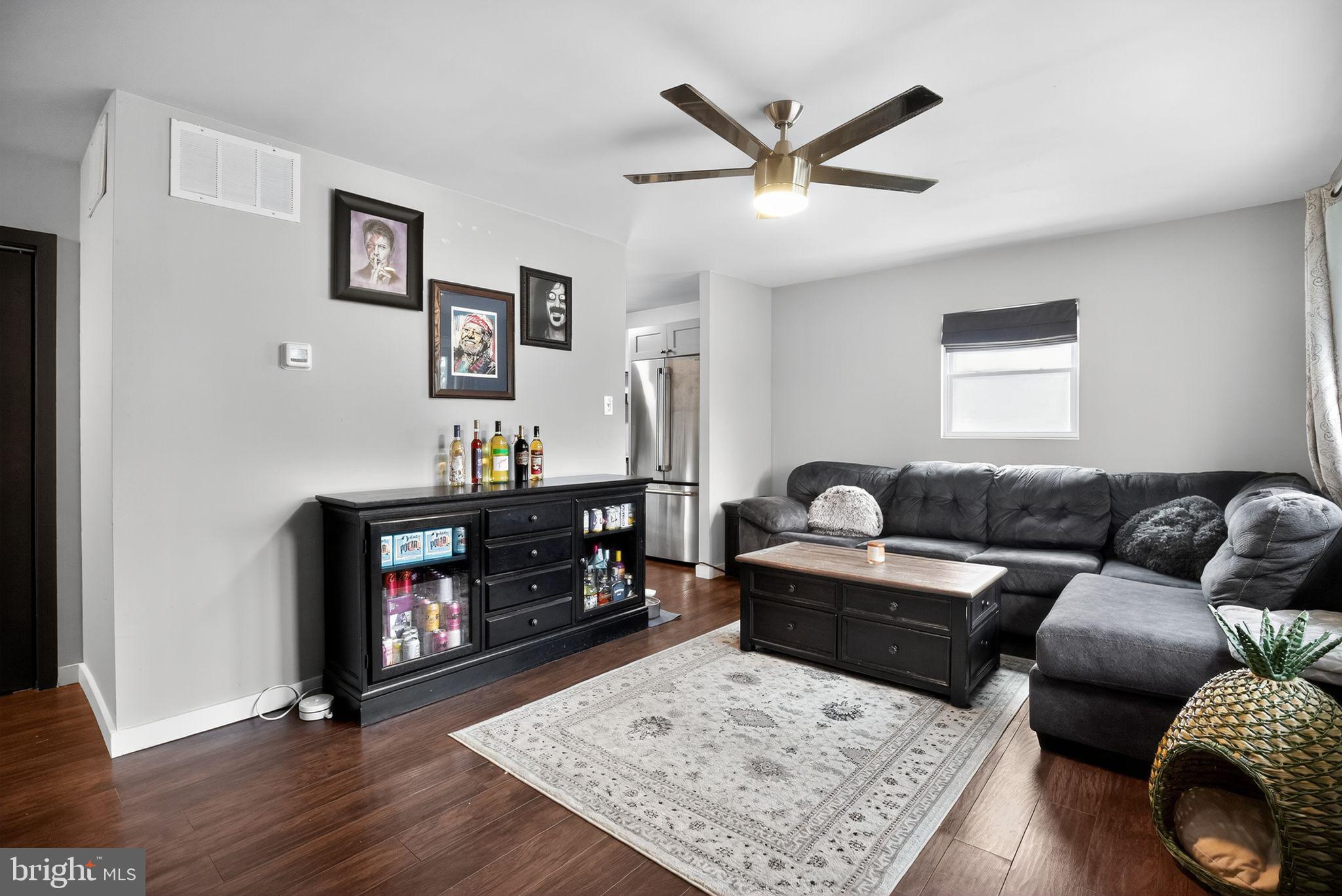 932 Mt Road Burlington, NJ 08016 - Photo 5 of 37 Gallery Image 5