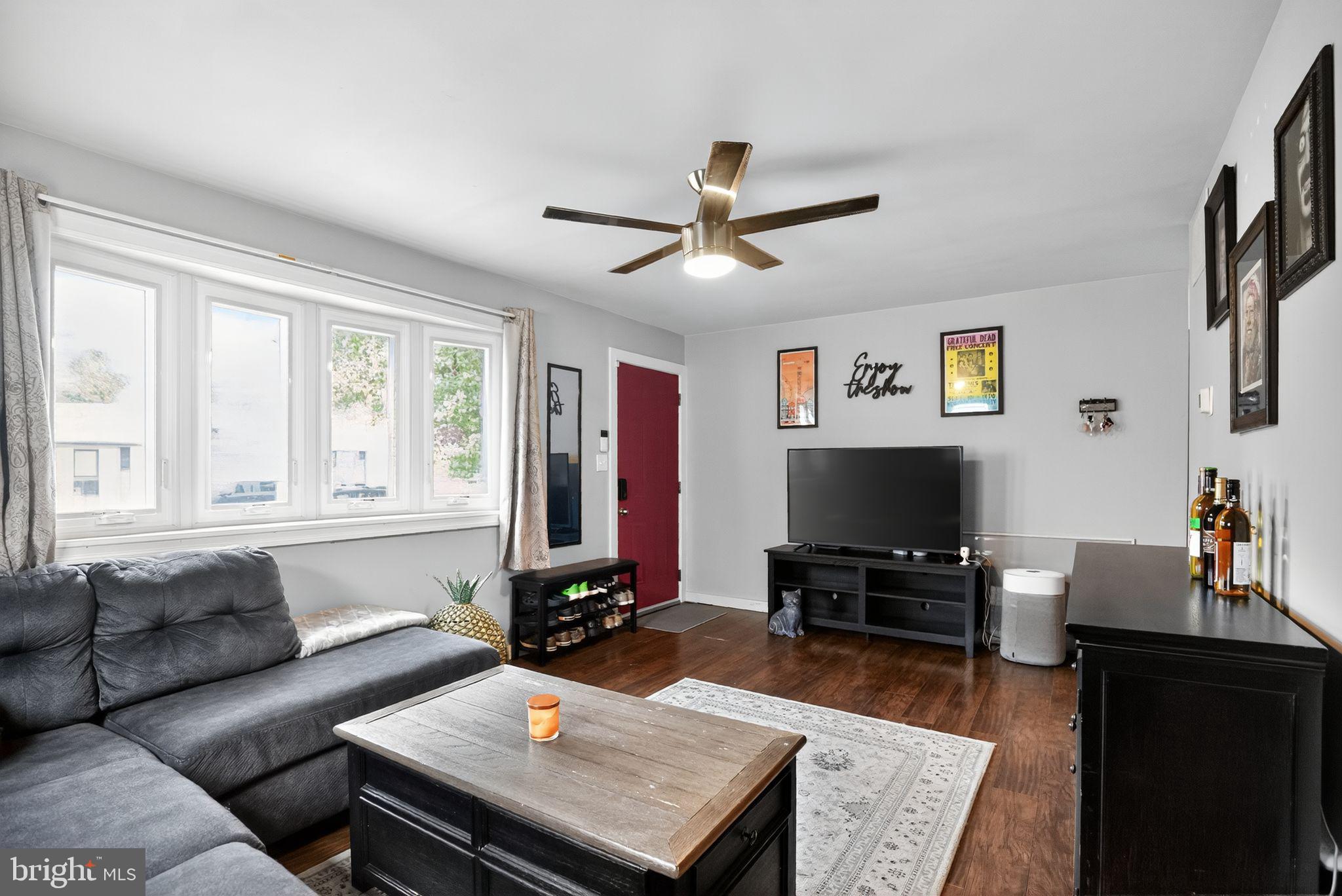 932 Mt Road Burlington, NJ 08016 - Photo 7 of 37 Gallery Image 7