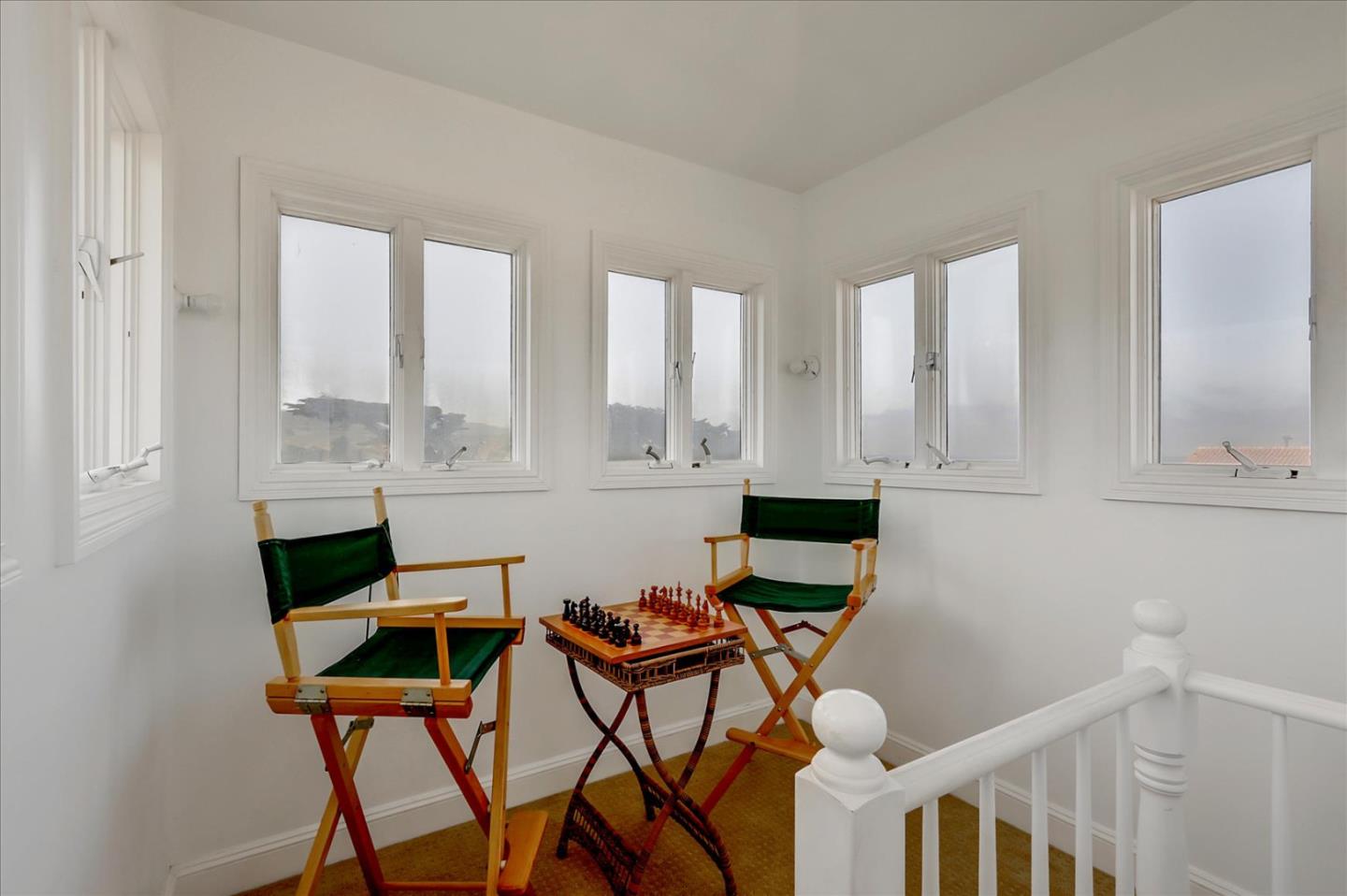 85 Clarendon Road Pacifica, CA 94044 - Photo 42 of 74 a view of a dining room with furniture