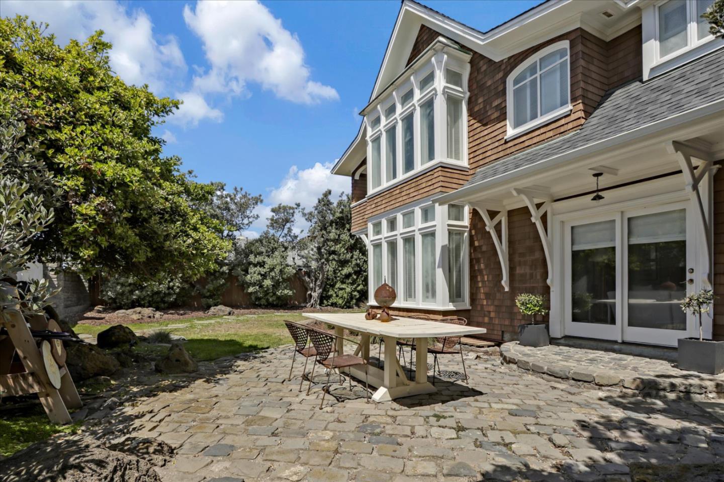 85 Clarendon Road Pacifica, CA 94044 - Photo 10 of 74 a view of a building with a outdoor space