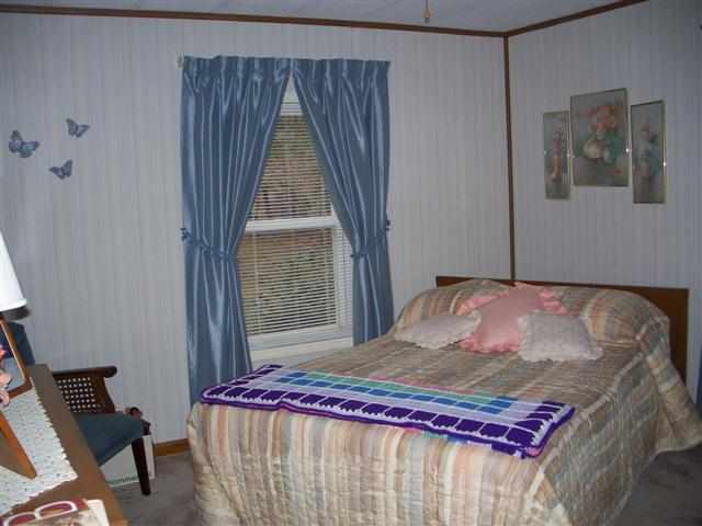 4590 Townsend Road Croswell, MI 48422 - Photo 15 of 21 31034935-14.JPG