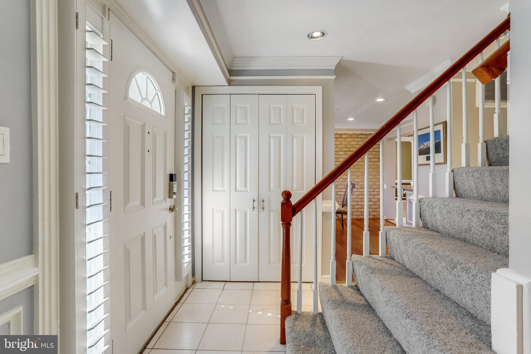 6808 Houndmaster Road Springfield, VA 22152 - Photo 16 of 88