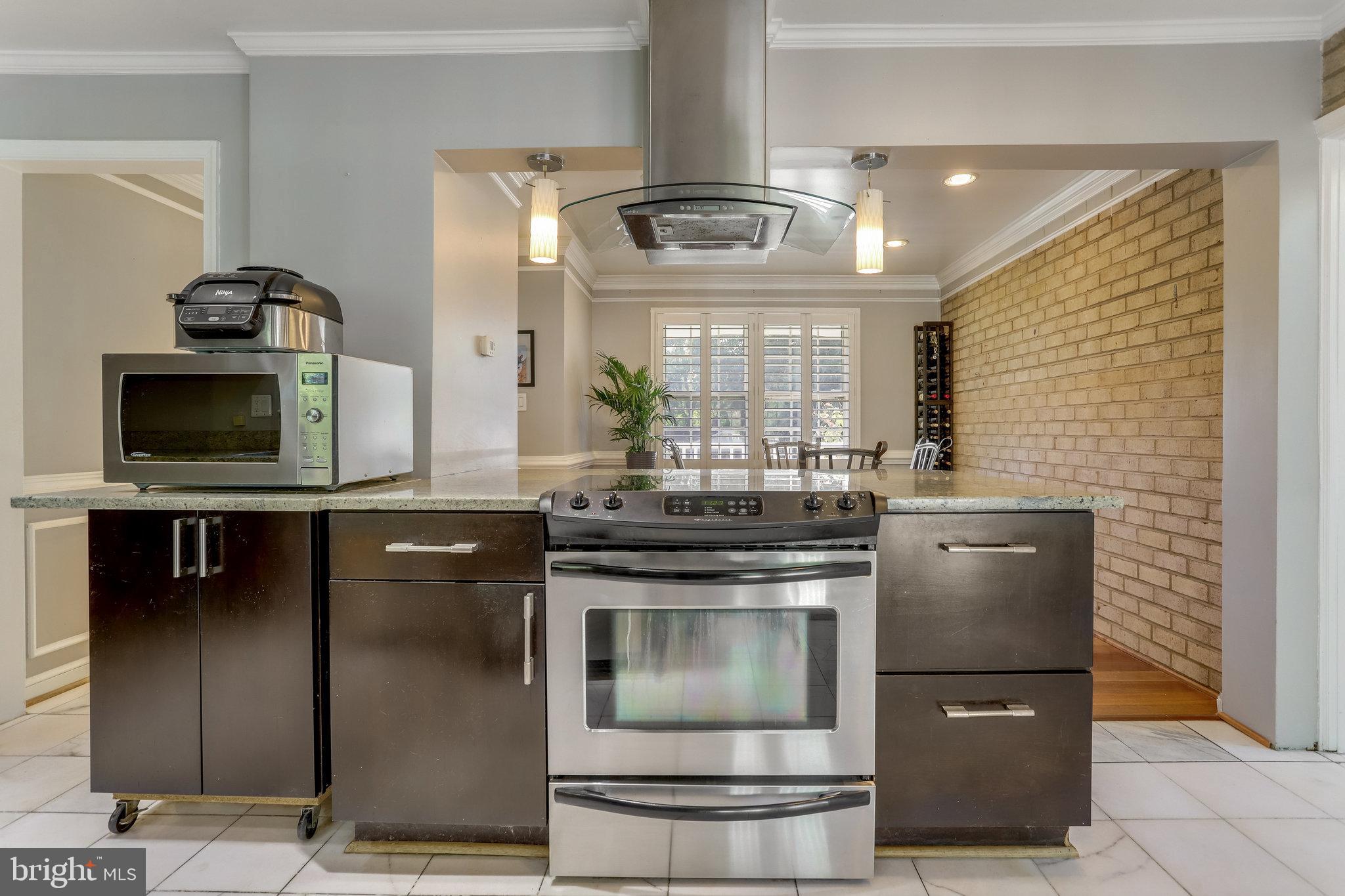 6808 Houndmaster Road Springfield, VA 22152 - Photo 28 of 88