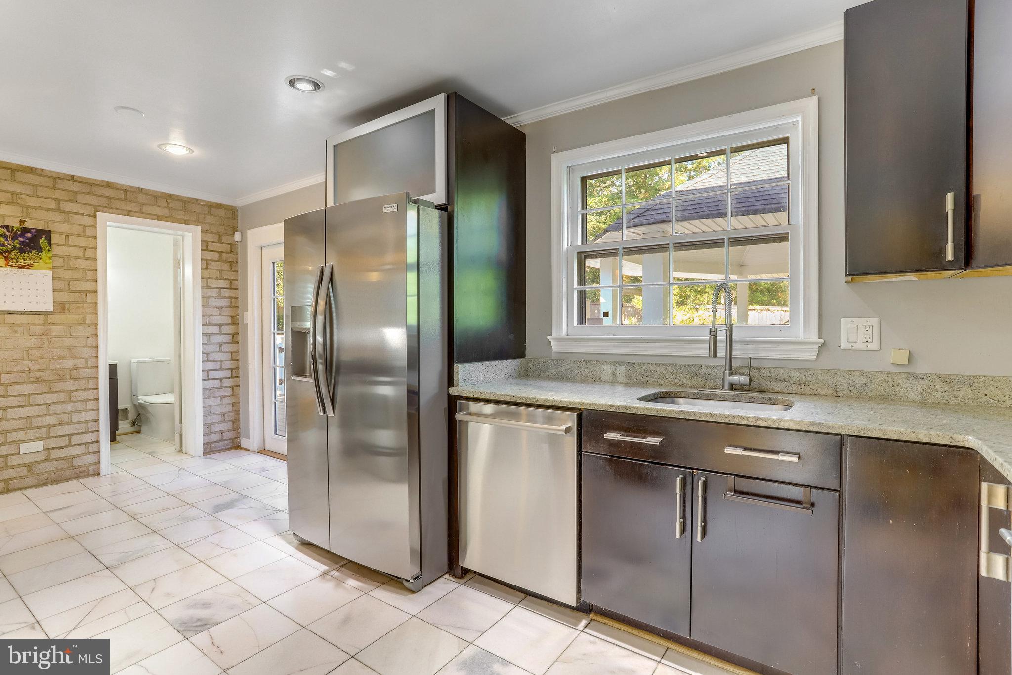 6808 Houndmaster Road Springfield, VA 22152 - Photo 31 of 88