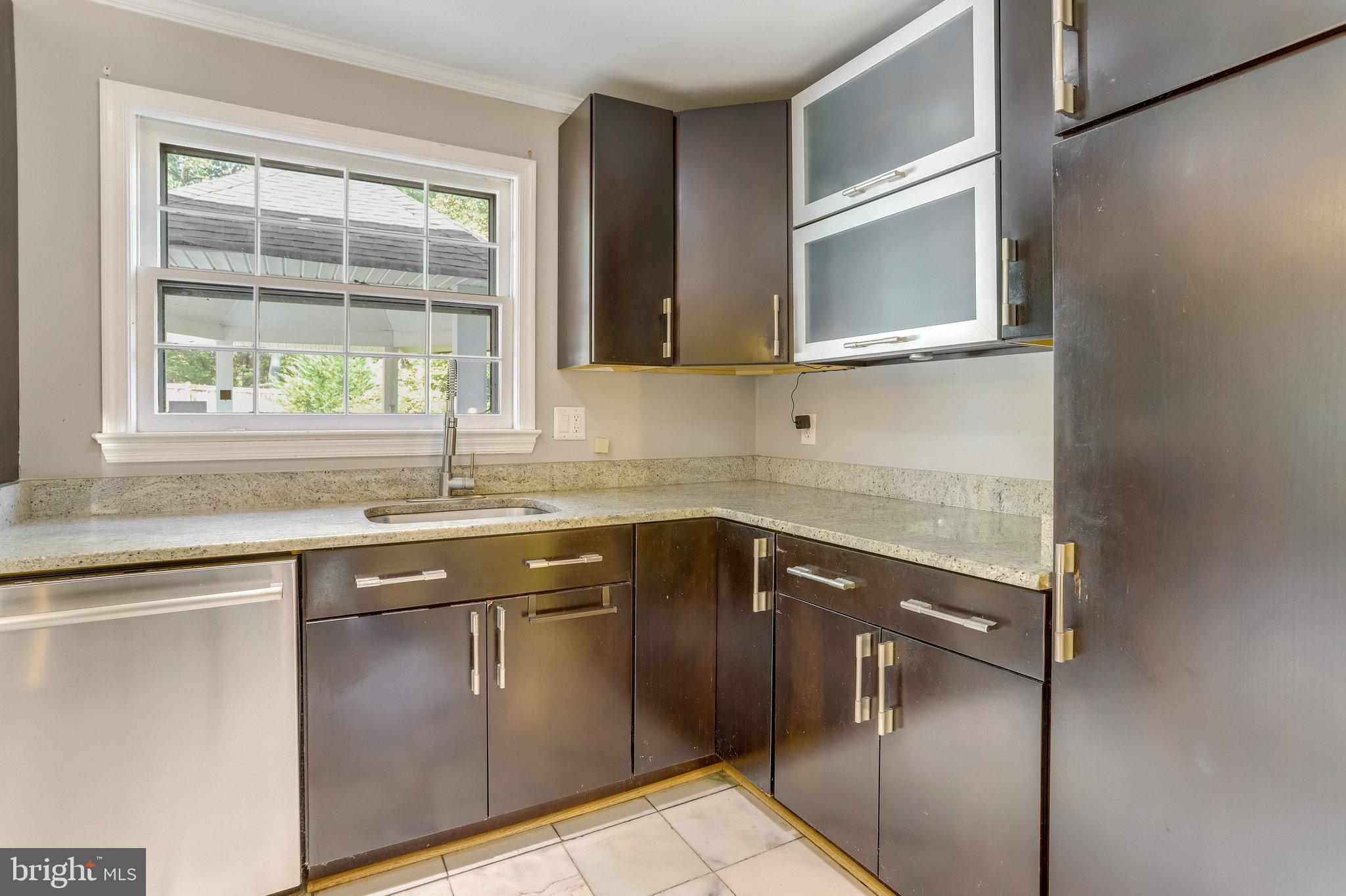 6808 Houndmaster Road Springfield, VA 22152 - Photo 33 of 88