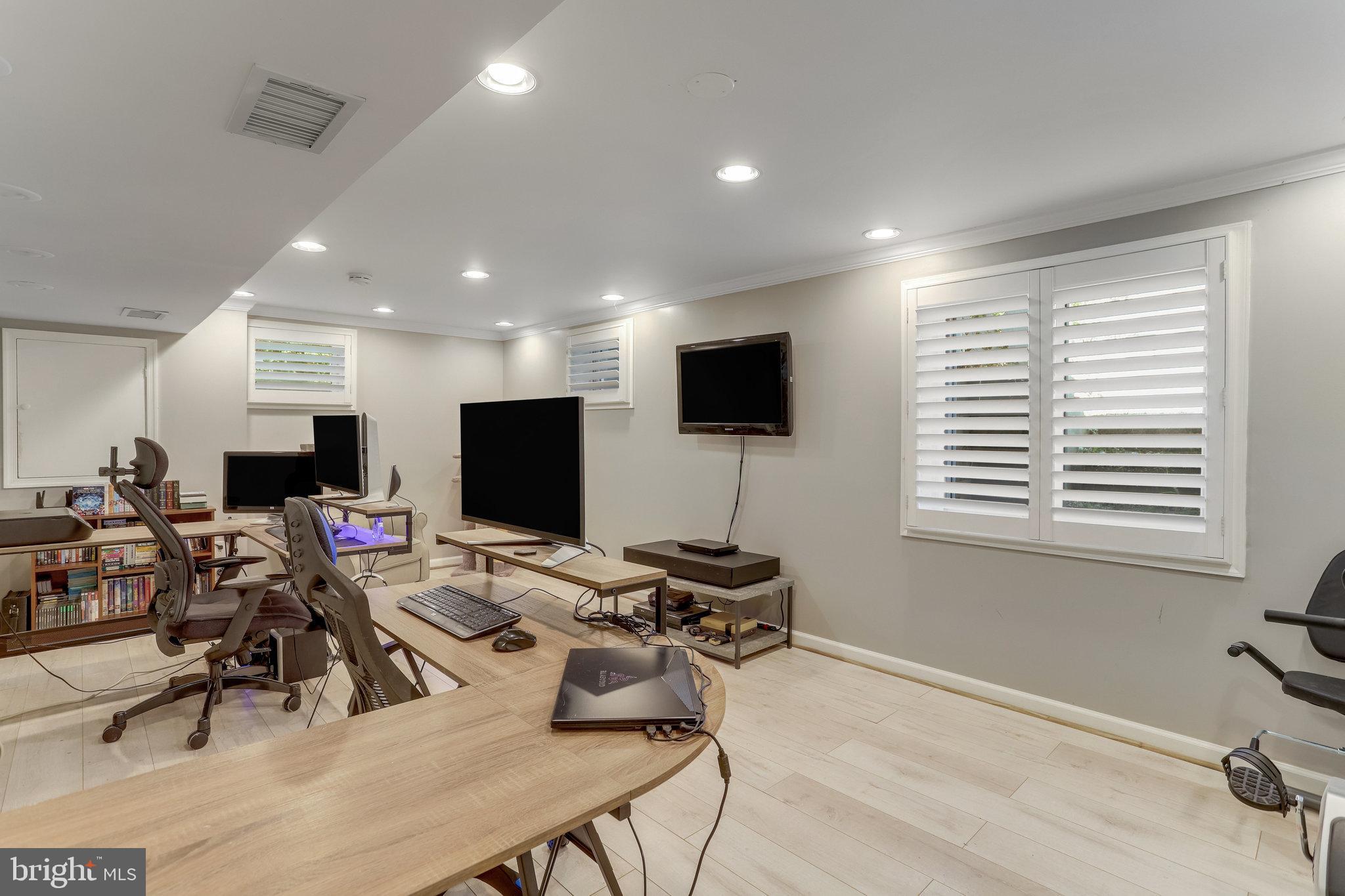 6808 Houndmaster Road Springfield, VA 22152 - Photo 55 of 88