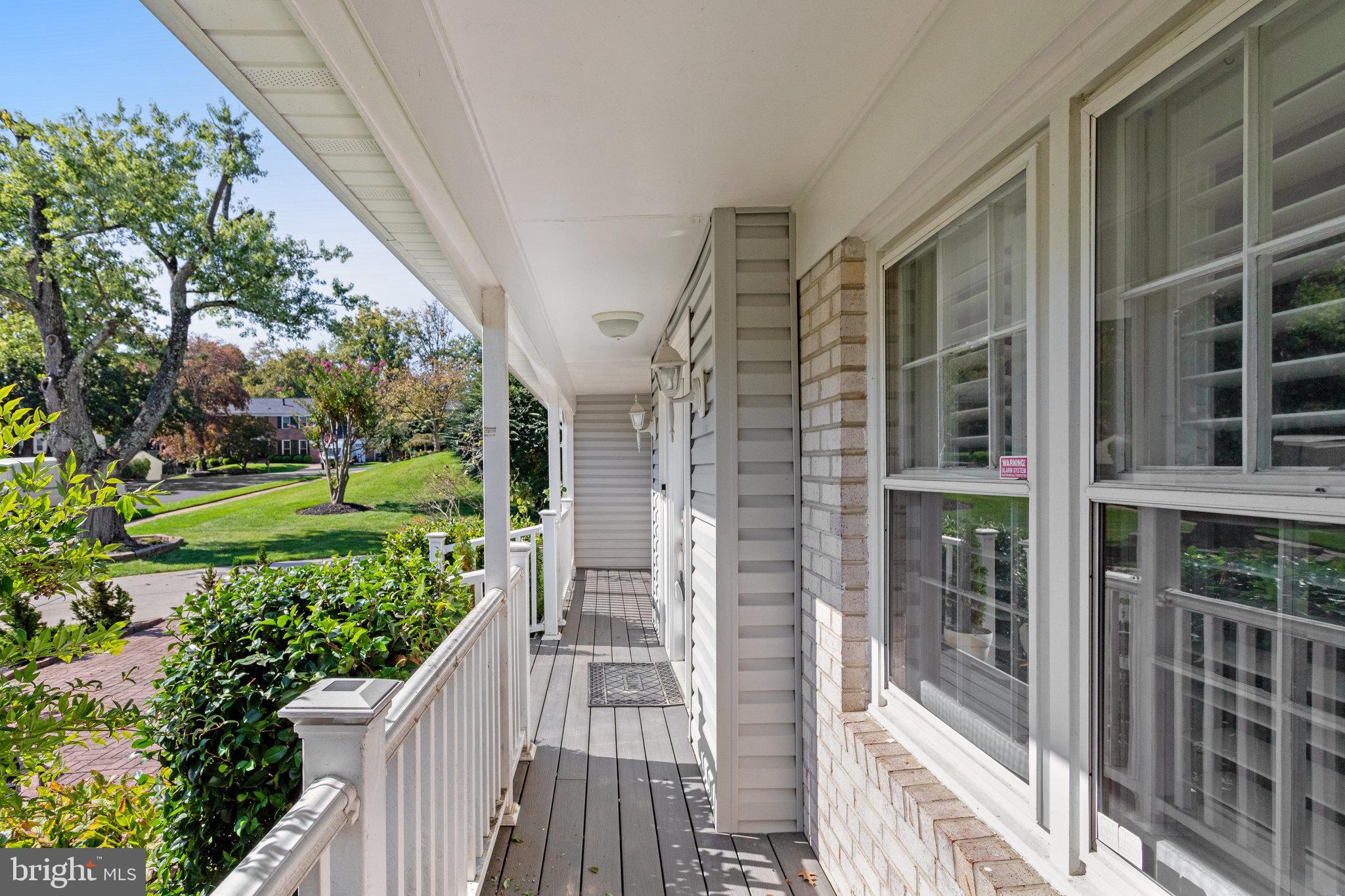 6808 Houndmaster Road Springfield, VA 22152 - Photo 7 of 88