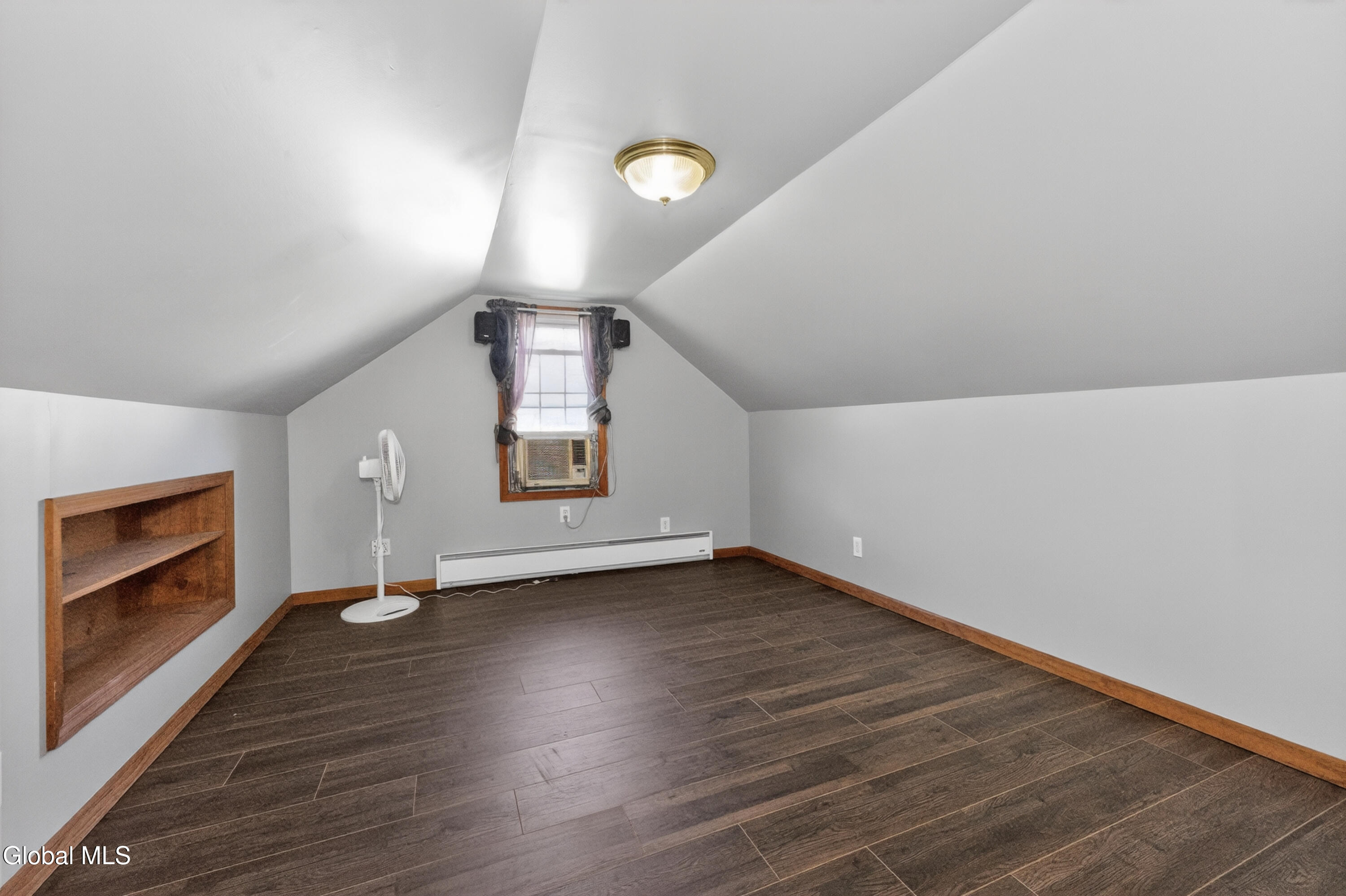 1038 Dudley Road Rotterdam, NY 12303 - Photo 23 of 40 6 2nd Floor 3