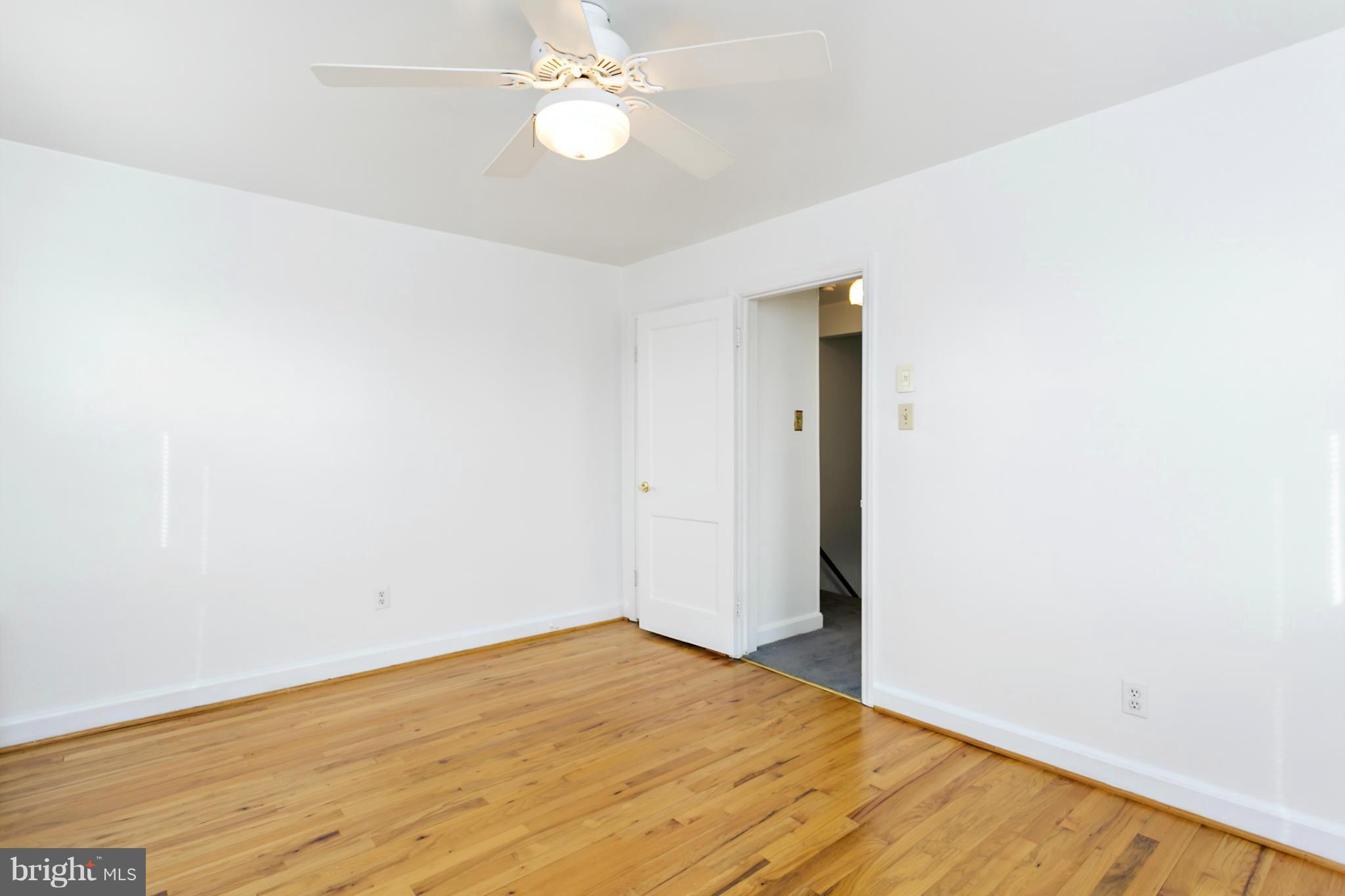 3575 Benzinger Road Baltimore, MD 21229 - Photo 9 of 20 Bedroom