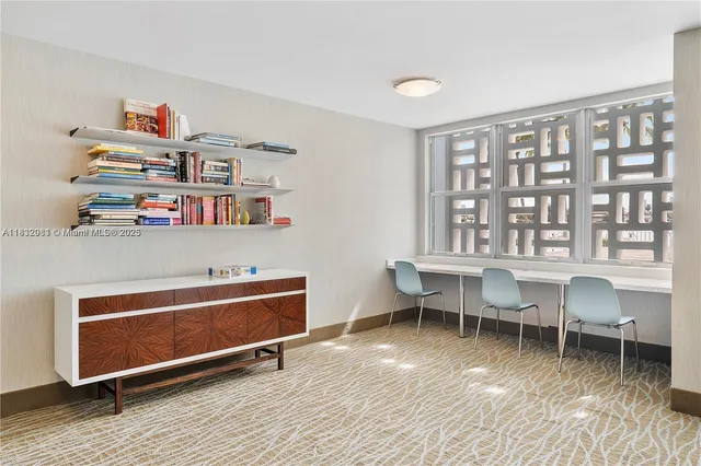 $4,600 | 3 Island Avenue, Unit 7C, Miami Beach, FL 33139