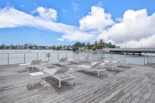 $4,600 | 3 Island Avenue, Unit 7C, Miami Beach, FL 33139