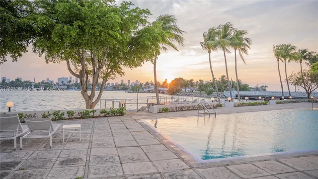 $4,600 | 3 Island Avenue, Unit 7C, Miami Beach, FL 33139