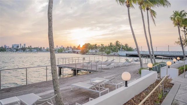 $4,600 | 3 Island Avenue, Unit 7C, Miami Beach, FL 33139