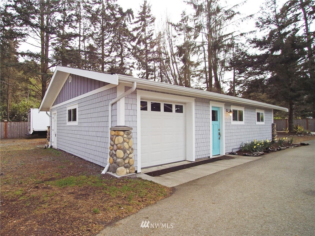1922 Place Road Port Angeles, WA 98363 - Photo 23 of 25 Gallery Image 23