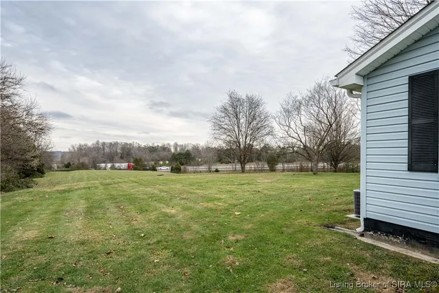 $300,000 | 320 Fairview Road, Memphis, IN 47143