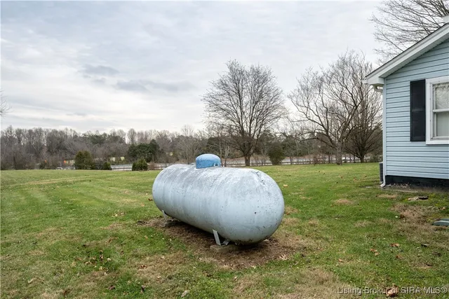 $300,000 | 320 Fairview Road, Memphis, IN 47143