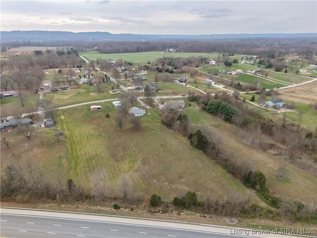 $300,000 | 320 Fairview Road, Memphis, IN 47143