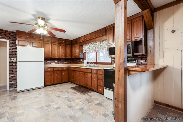 $300,000 | 320 Fairview Road, Memphis, IN 47143