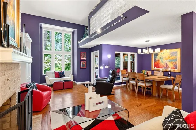 $325,000 | 2 Tanewood Court, Belleville, IL 62223